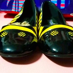 Funtasma bumblebee flats